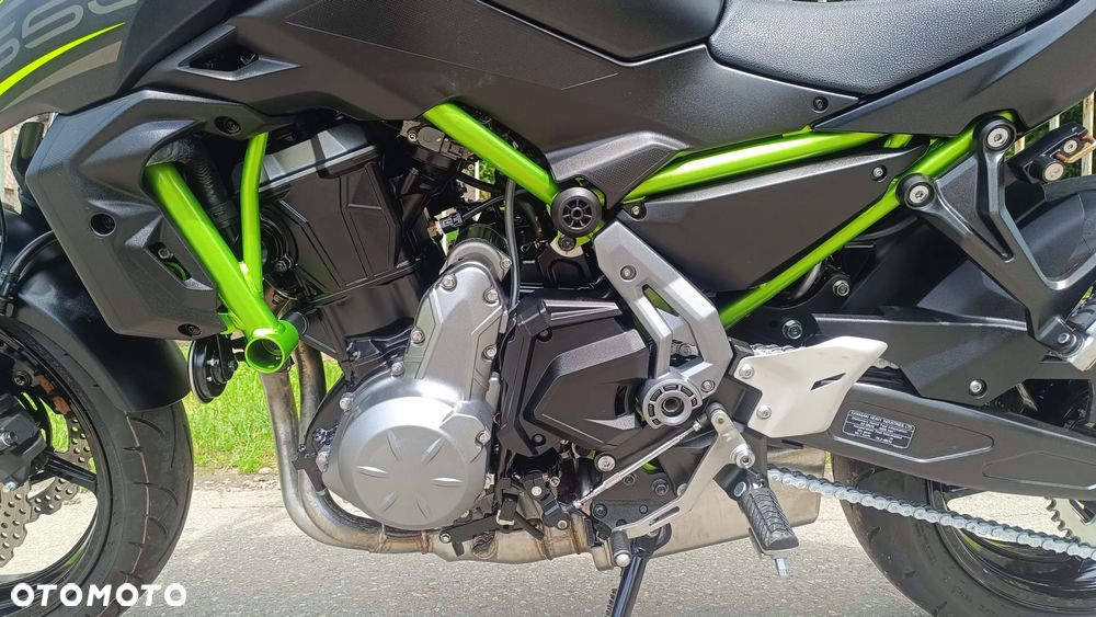 Kawasaki Z 650 - 10