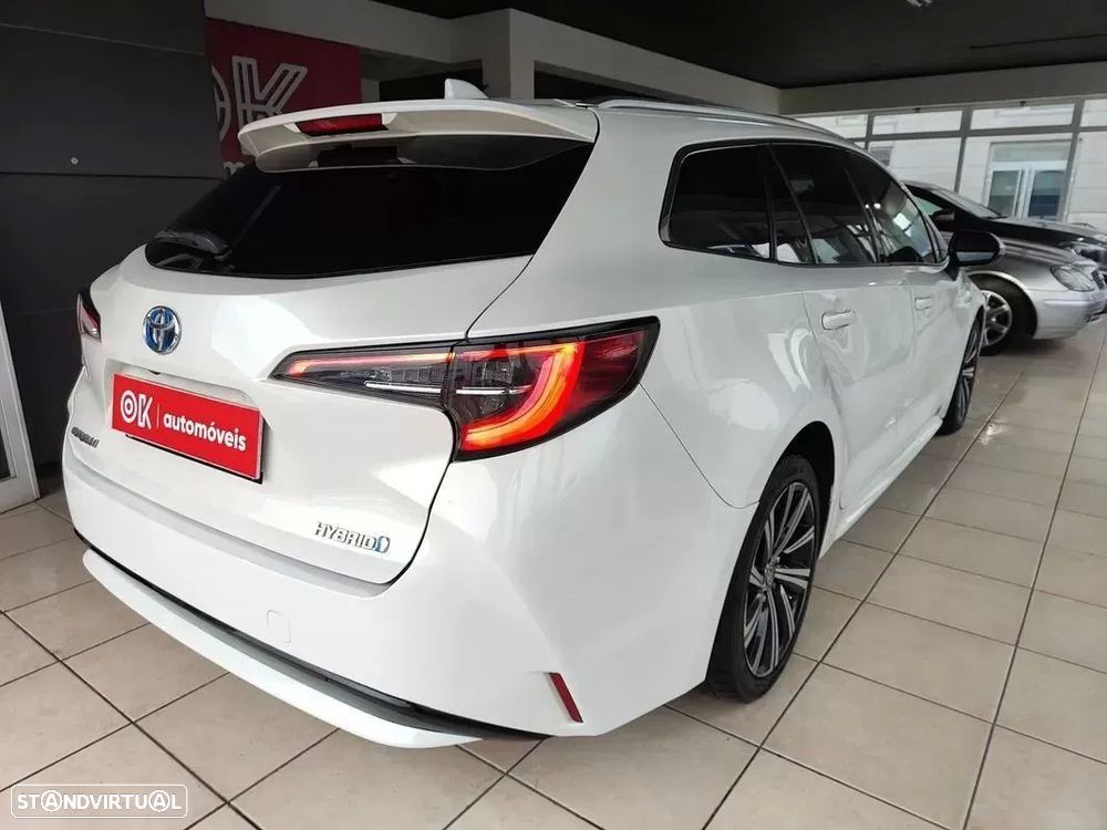 Toyota Corolla Touring Sports 1.8 Hybrid Comfort+P.Sport - 11