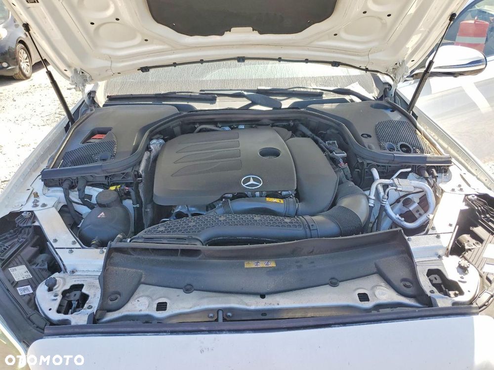 Mercedes-Benz Klasa E 300 9G-TRONIC - 11