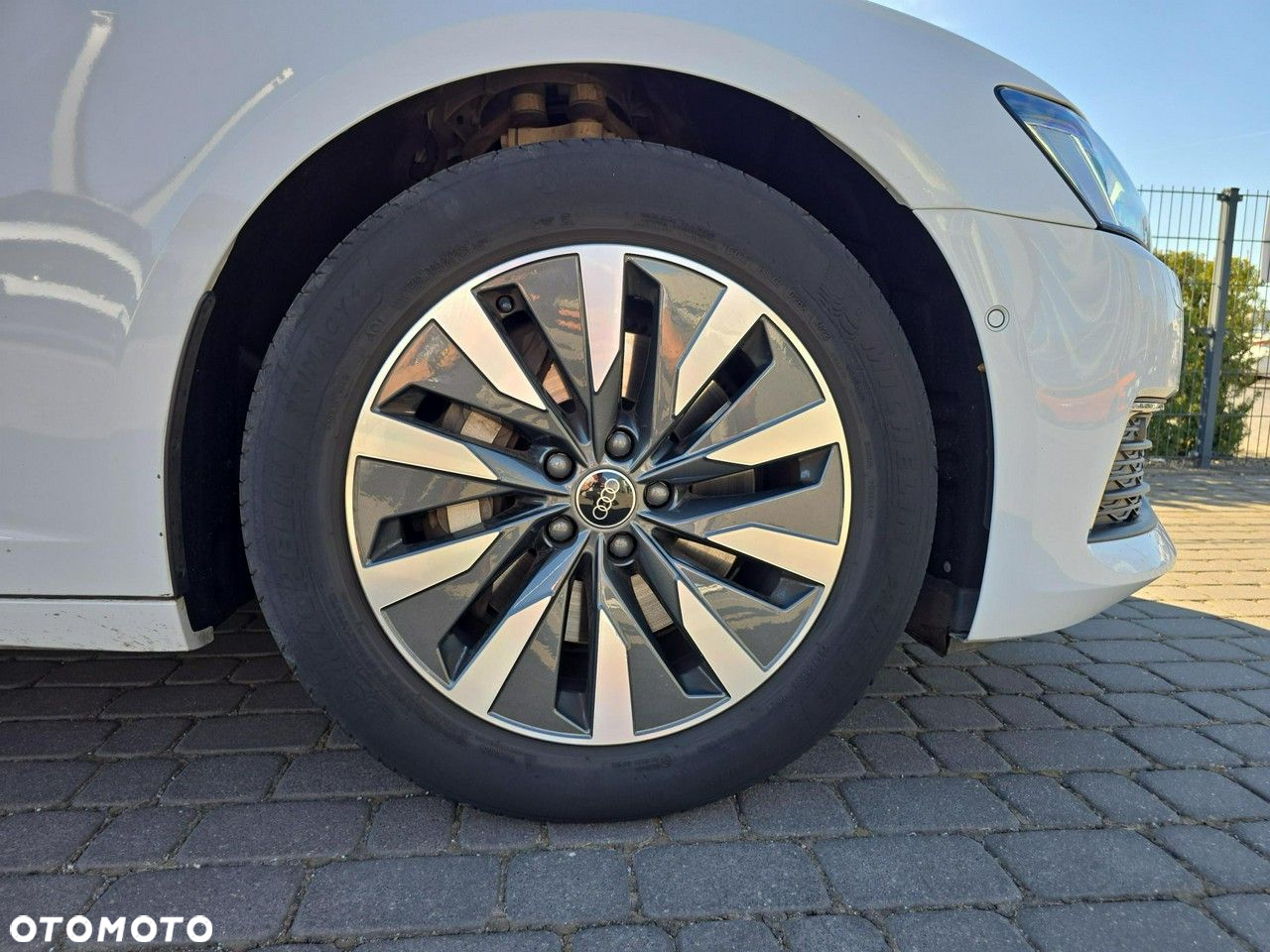 Audi A6 Avant 50 TDI quattro tiptronic design - 16