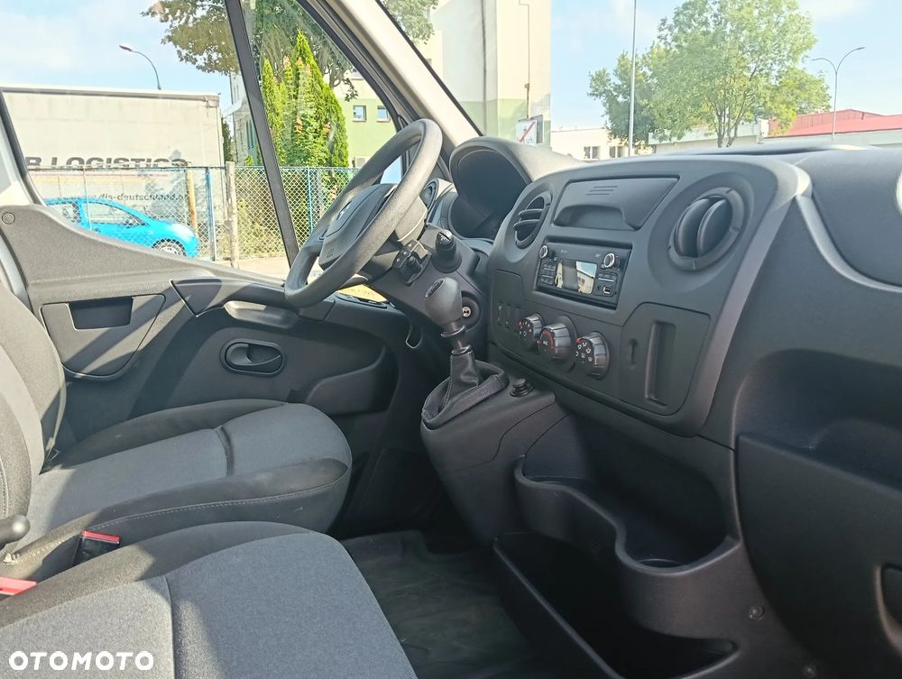 Renault Master - 15