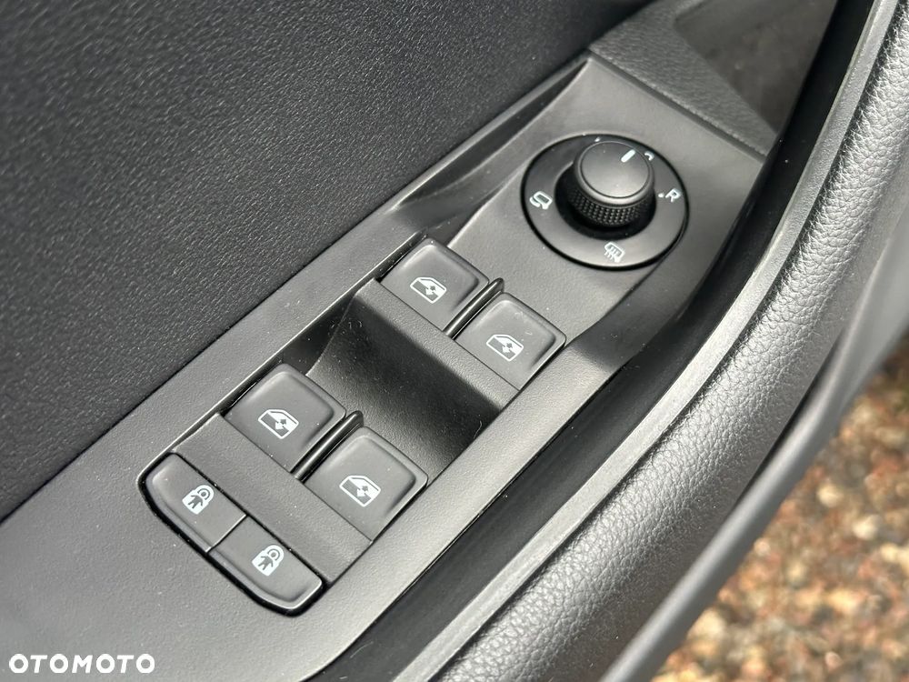 Skoda Superb 2.0 TSI Ambition DSG - 13