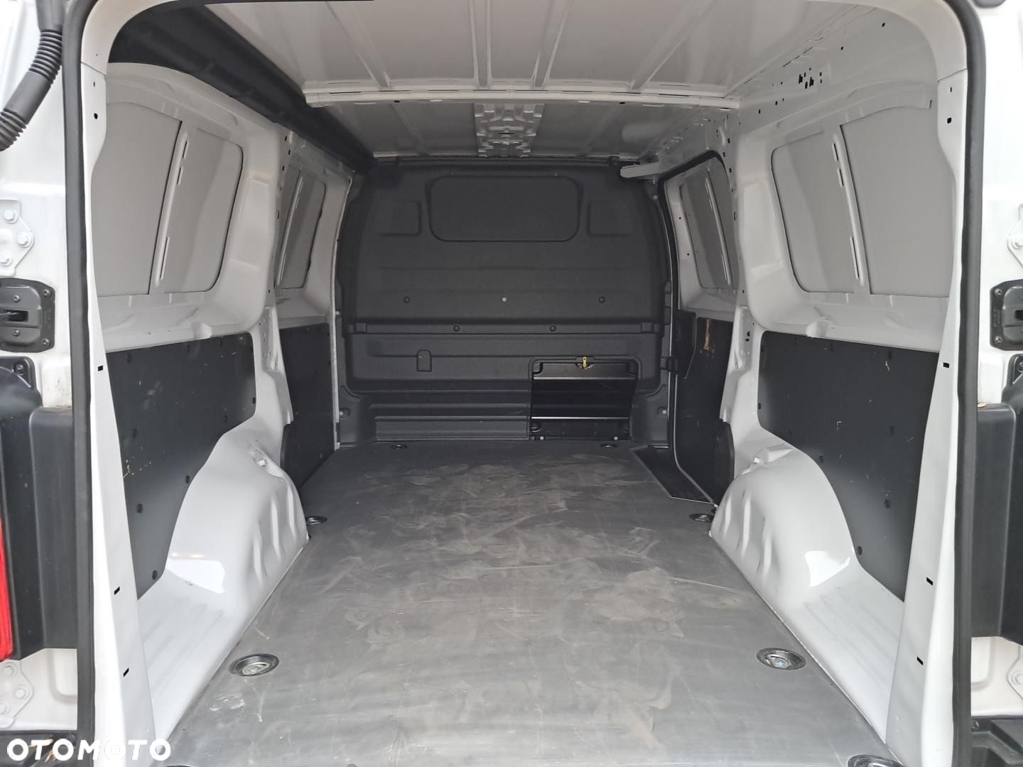 Toyota PROACE - 13