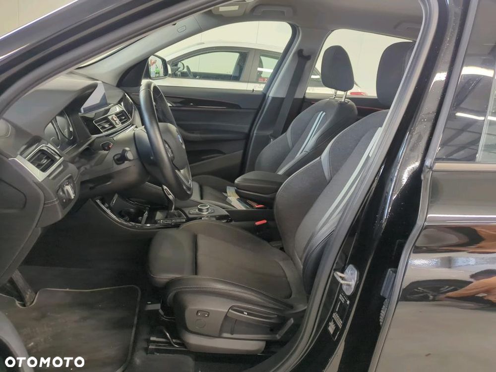 BMW X1 sDrive18i xLine sport - 7