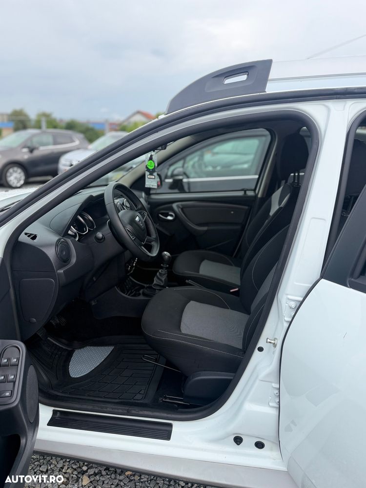 Dacia Duster dCi 110 FAP 4x2 Prestige - 4