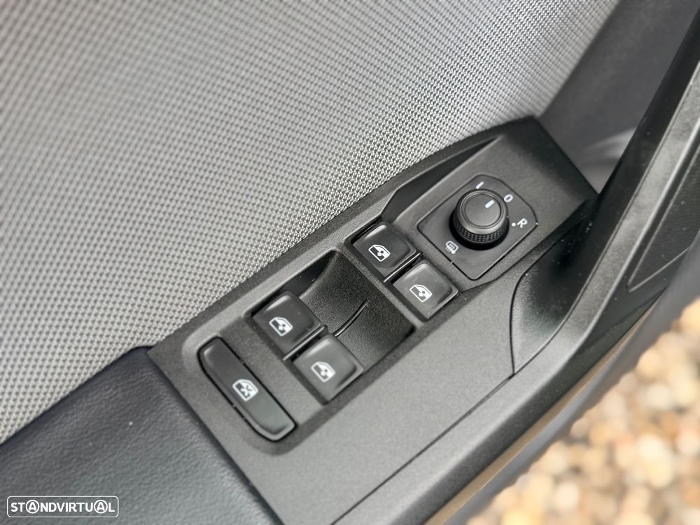 SEAT Leon ST 2.0 TDI Style - 11