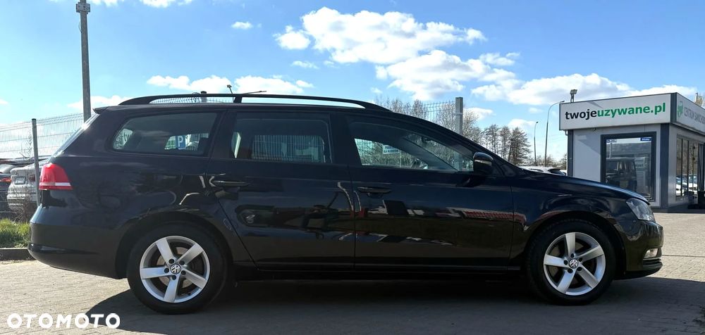 Volkswagen Passat 1.6 TDI Comfortline - 4