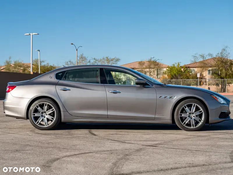 Maserati Quattroporte - 6