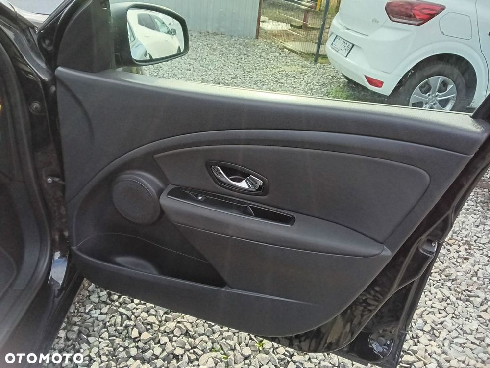 Renault Megane - 24