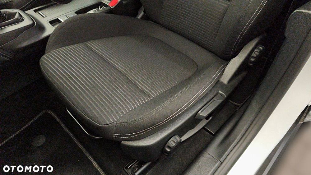 Ford Focus 1.0 EcoBoost mHEV Titanium X - 17
