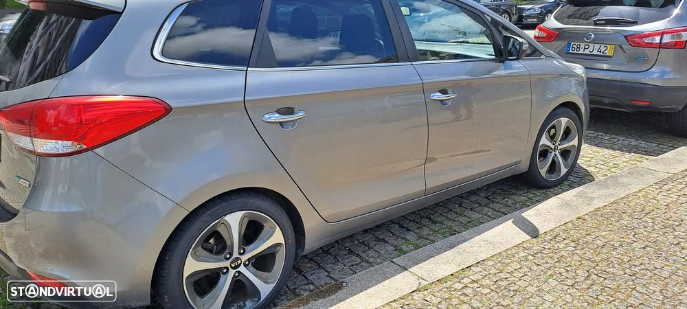Kia Carens 1.7 CRDi ISG TX - 7