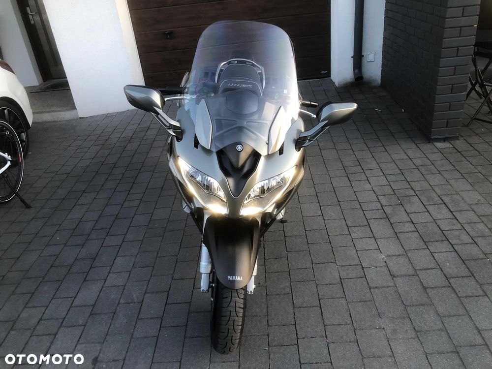 Yamaha FJR - 1