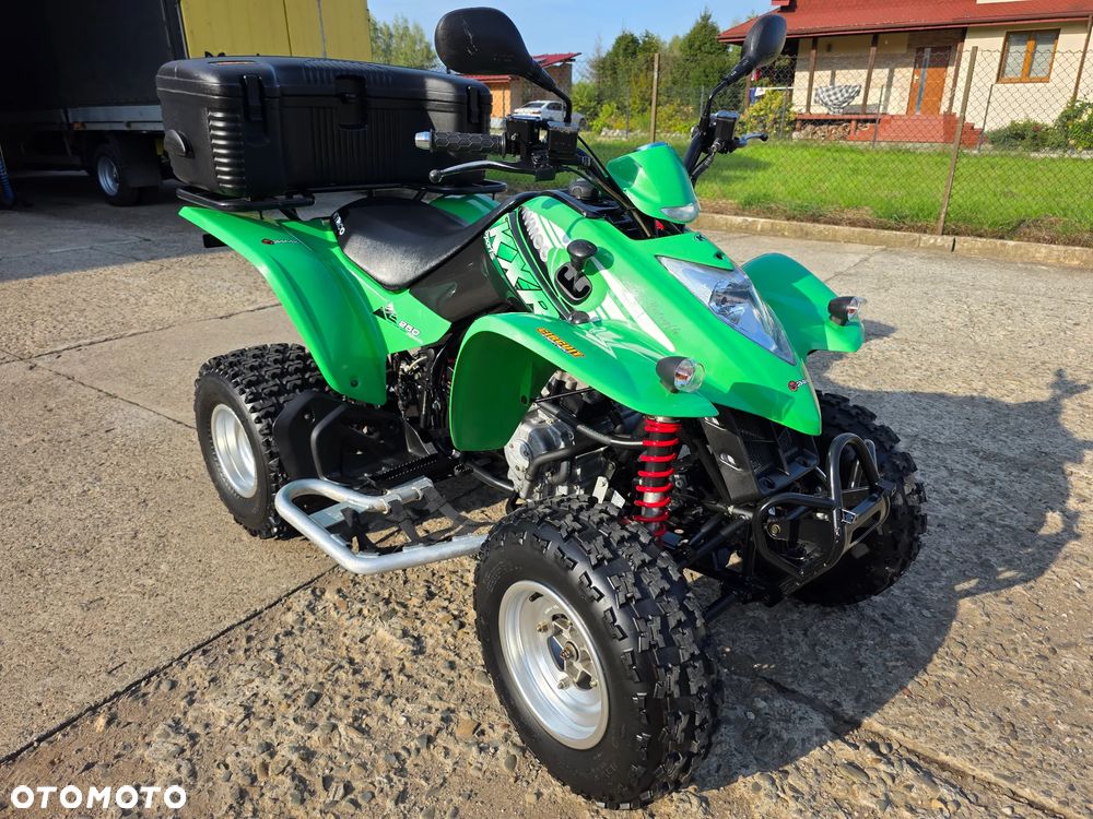 Kymco KXR - 9