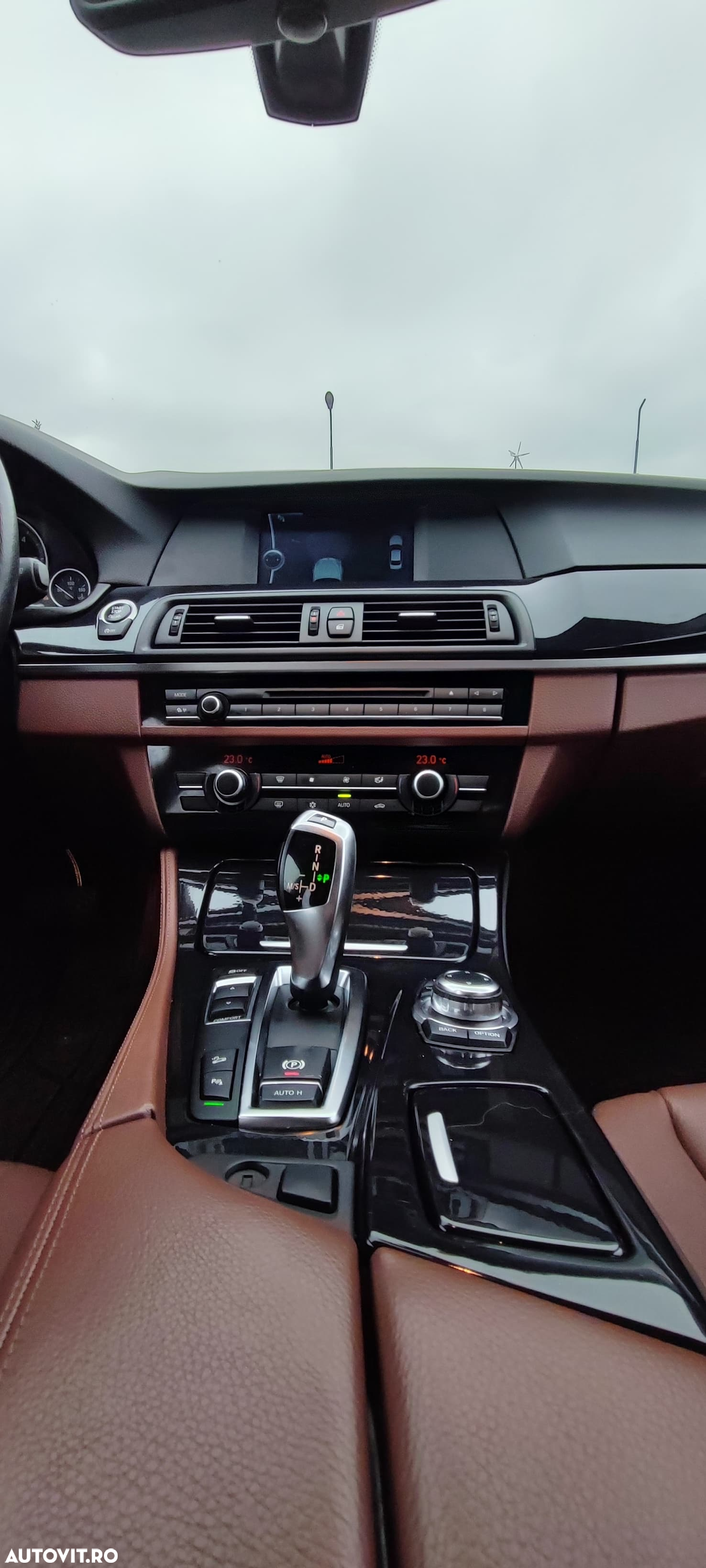 BMW Seria 5 525d xDrive AT - 6