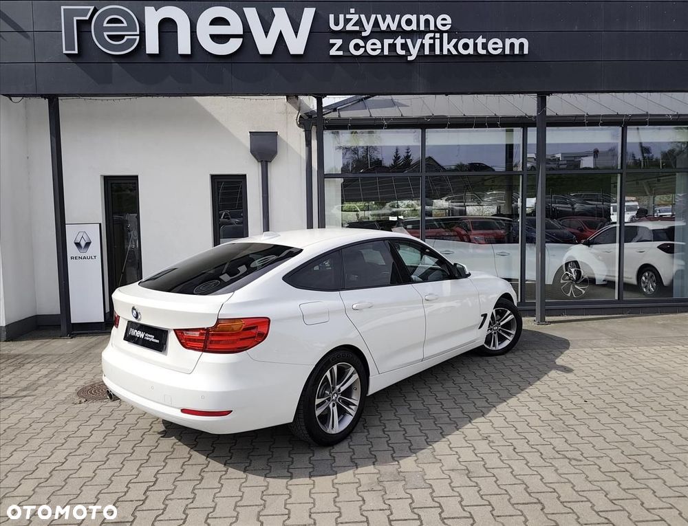 BMW Seria 3 320d Sport Line sport - 5