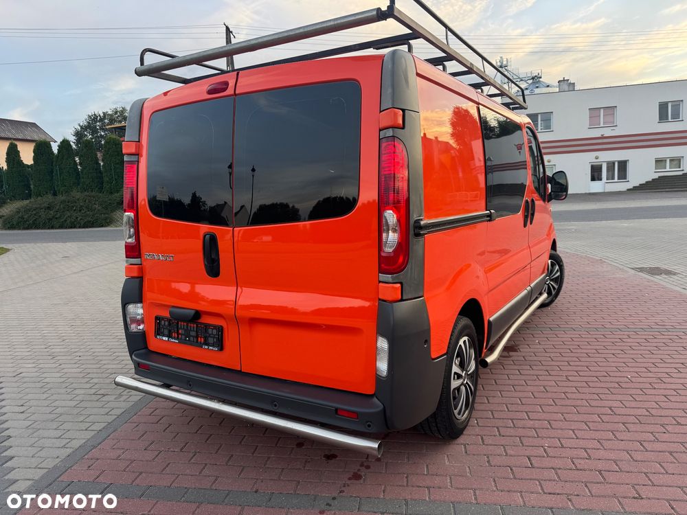 Renault Trafic - 2