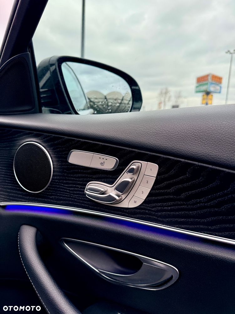 Mercedes-Benz Klasa E 220 d 9G-TRONIC Avantgarde - 31
