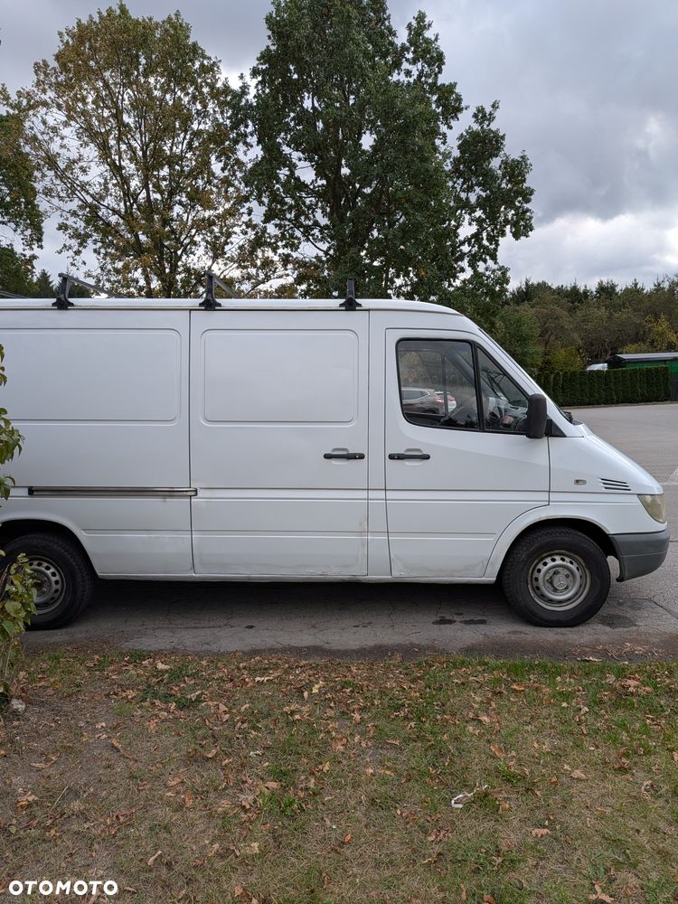 Mercedes-Benz Sprinter - 9