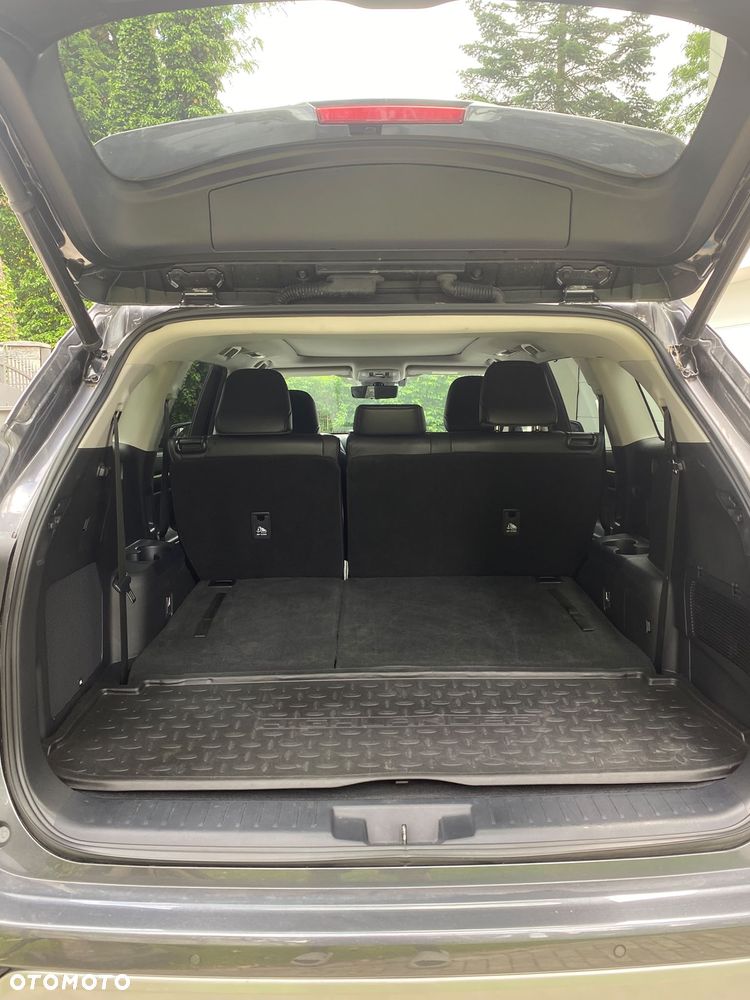 Toyota Highlander 2.5 Hybrid Executive - 29