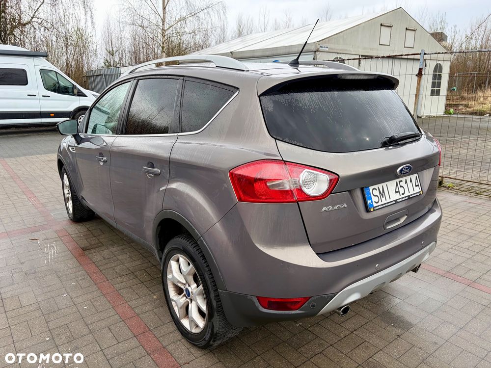 Ford Kuga 2.0 TDCi 4x4 Titanium - 4