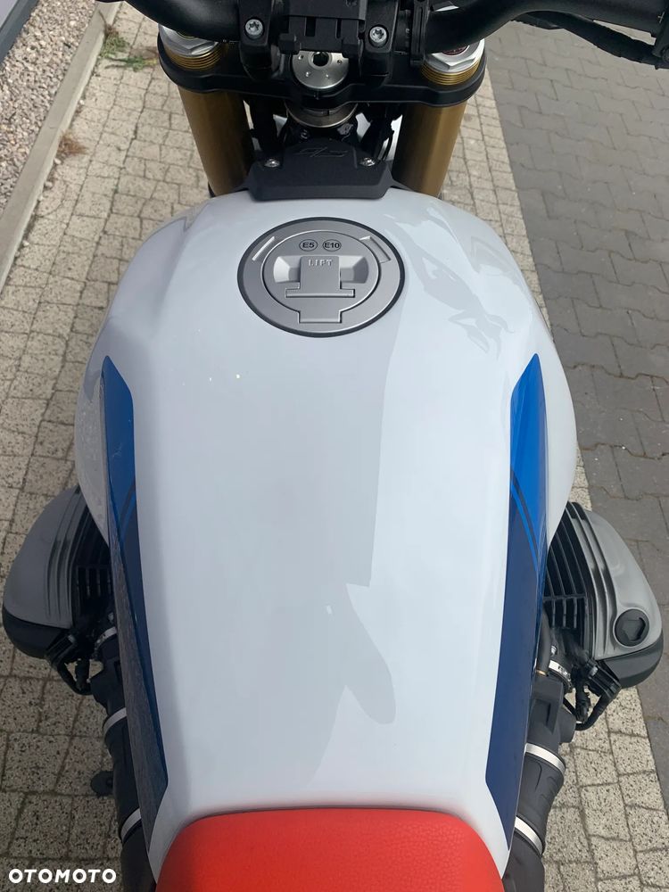 BMW R - 11