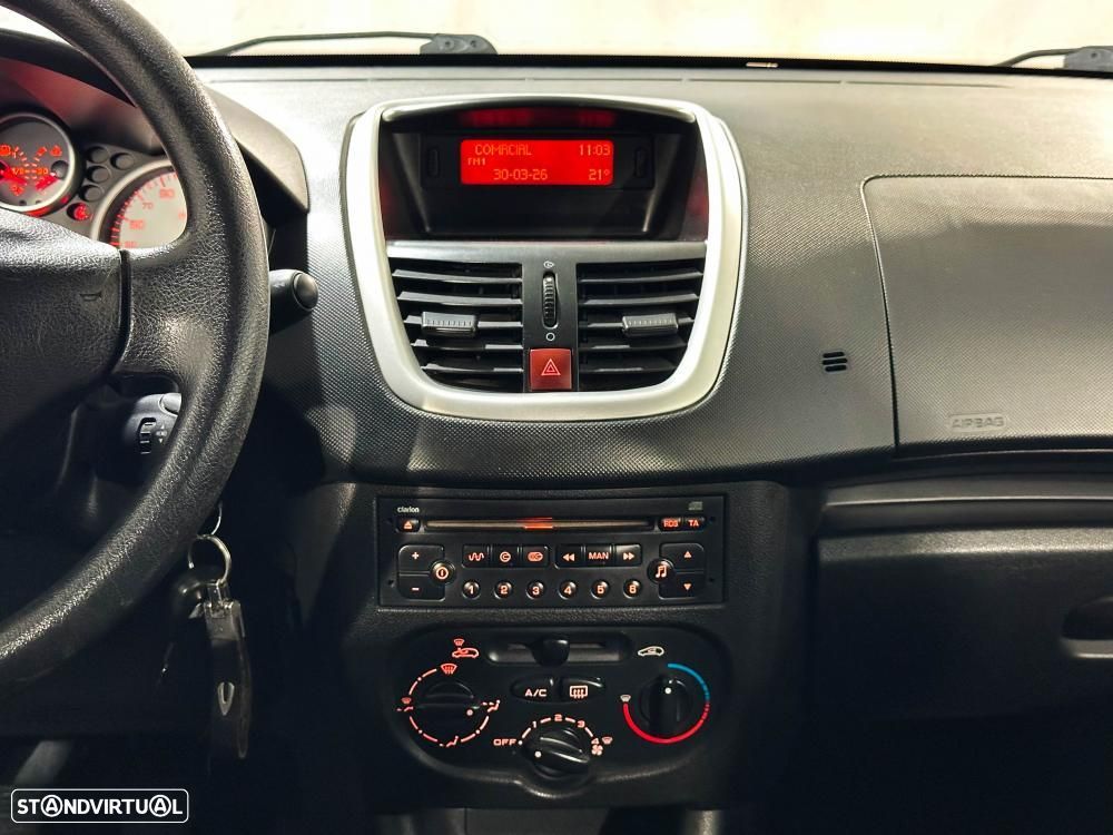 Peugeot 206+ 1.1 Urban - 18