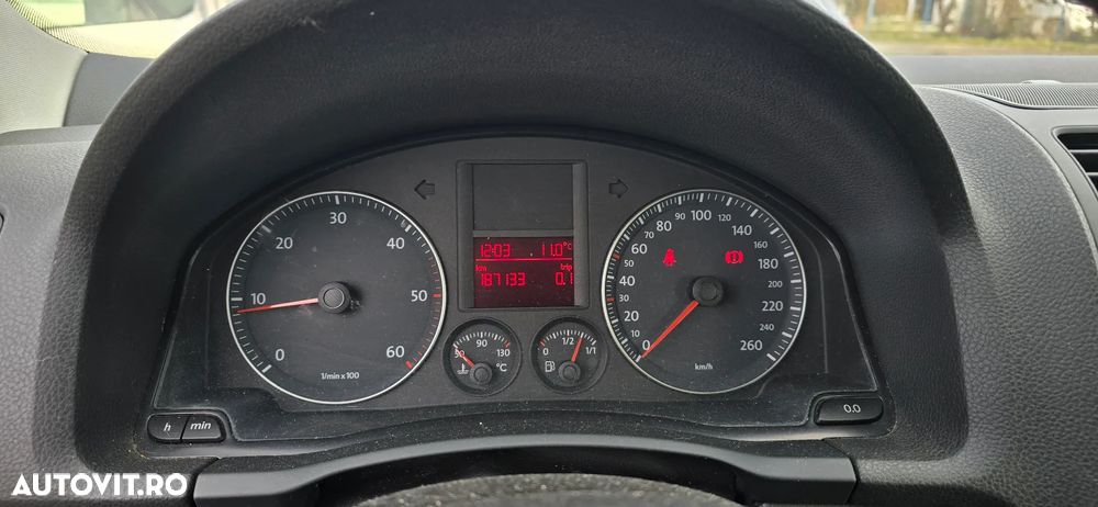 Volkswagen Golf 1.9 TDI Comfortline - 5