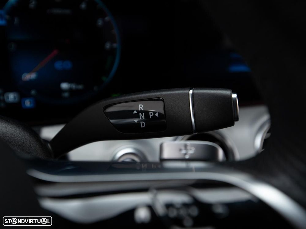 Mercedes-Benz E 300 de 4Matic 9G-TRONIC - 21