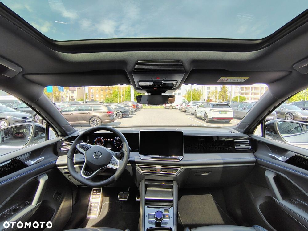 Volkswagen Tiguan - 33