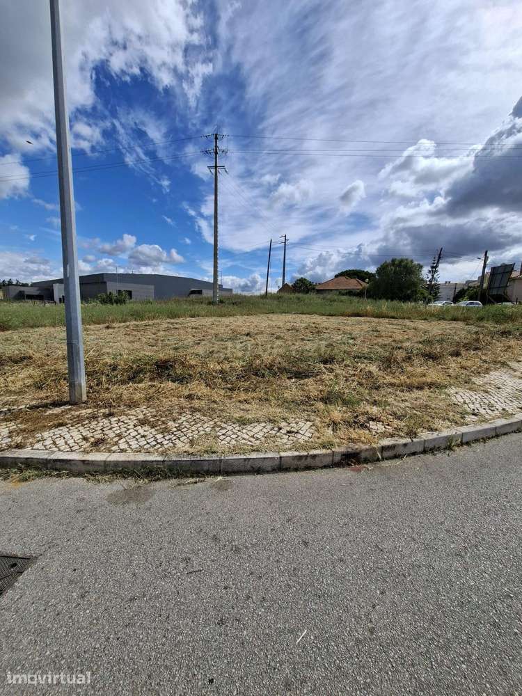 Terreno em Alenquer com Vista Panorâmica e Projeto Aprovado - Grande imagem: 5/7