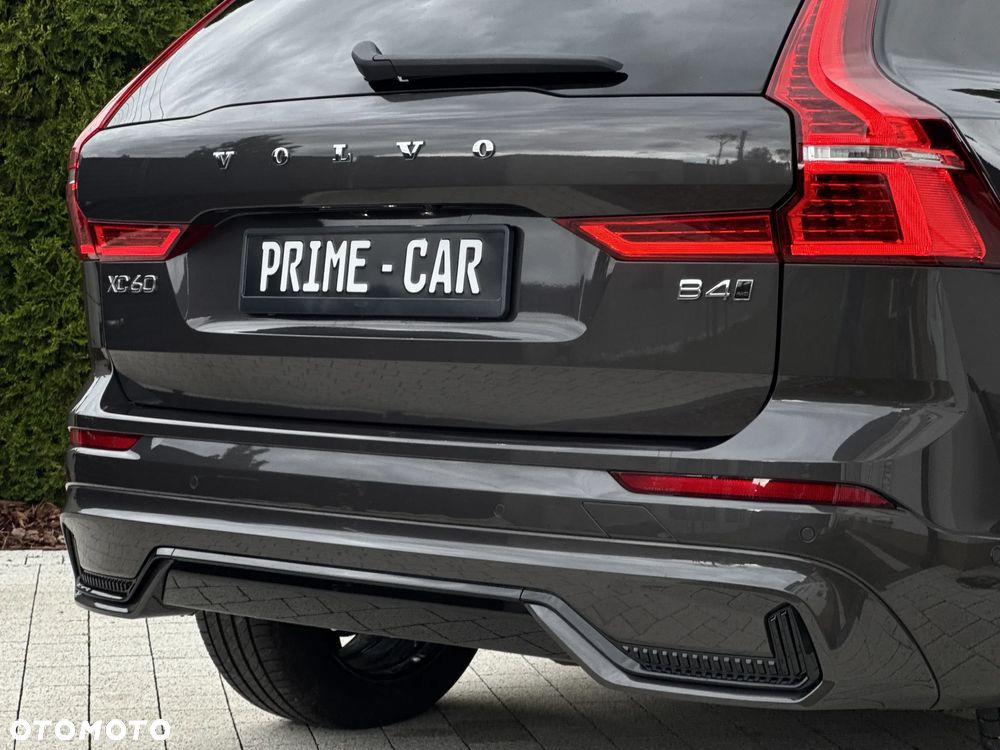 Volvo XC 60 B4 D AWD Geartronic RDesign - 13
