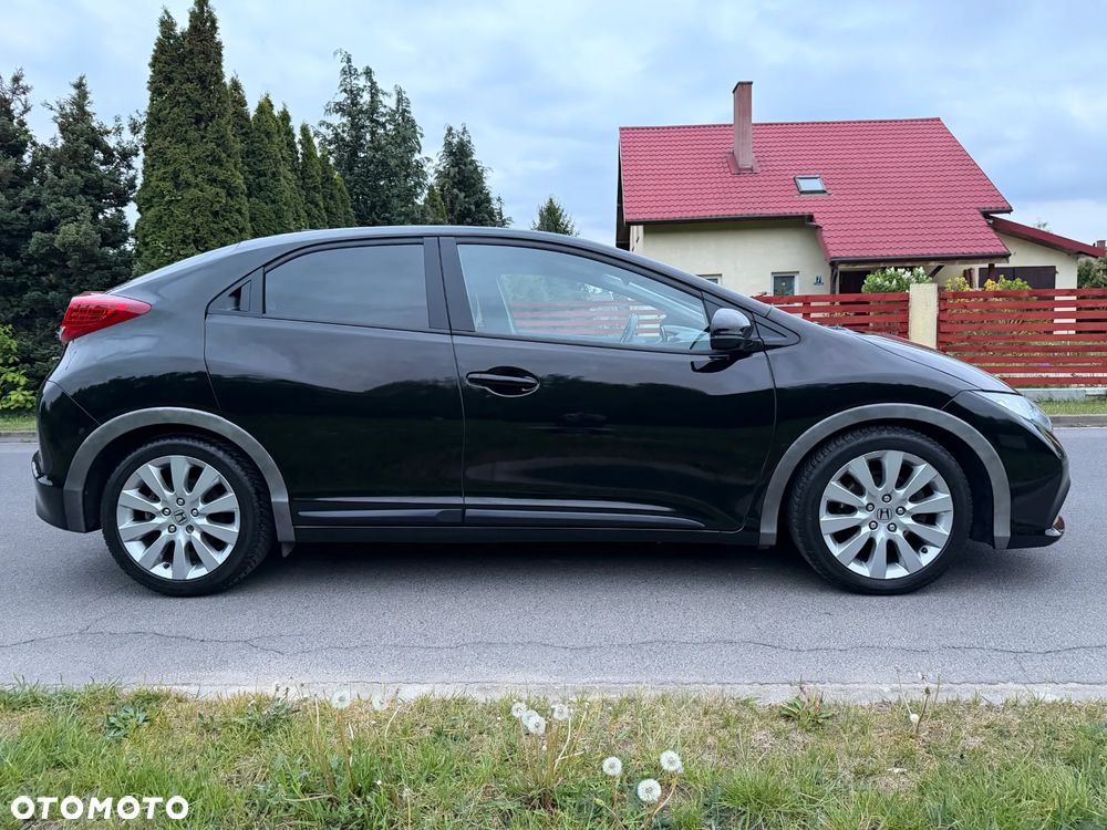 Honda Civic 1.8i-VTEC Automatik 50 Jahre Edition - 10
