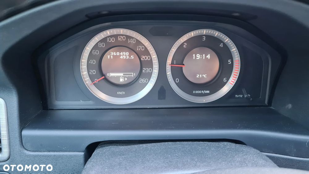 Volvo V70 2.0D Summum - 12