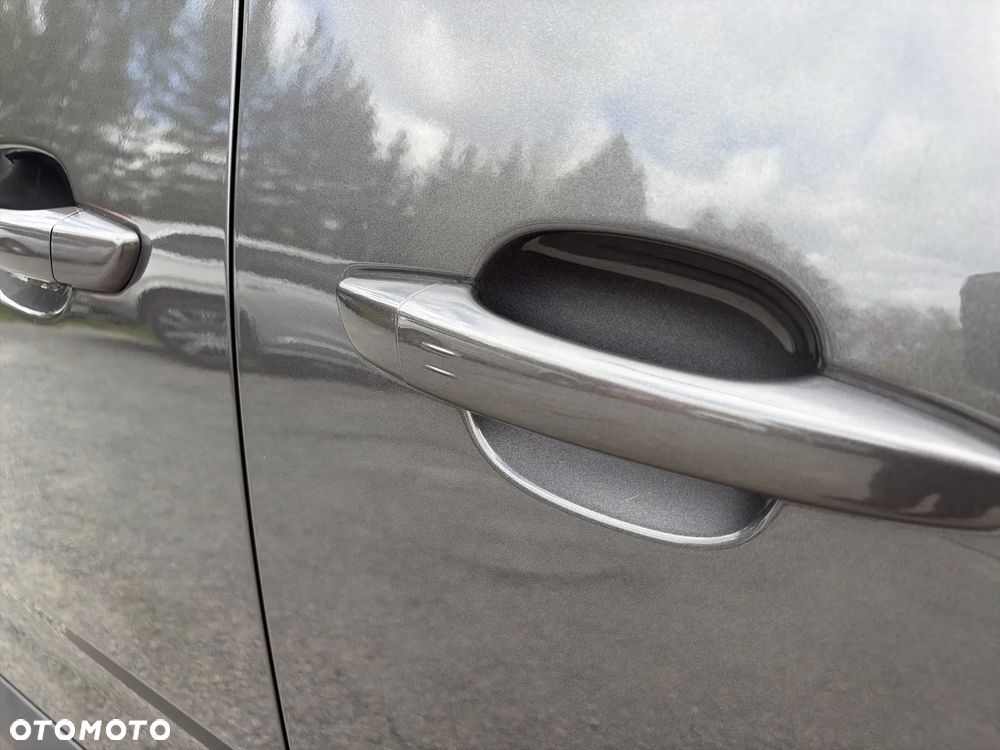 Peugeot Rifter 50kWh Allure - 23