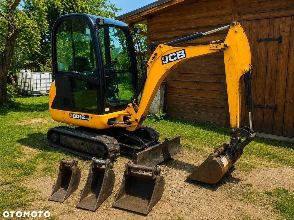 JCB 8018 - 1