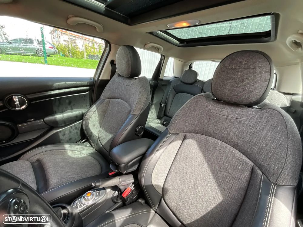 MINI 5 Portas Cooper D Aut. - 10