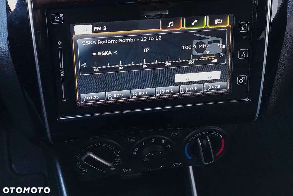 Suzuki Swift 1.2 Dualjet SHVS Premium Plus - 14