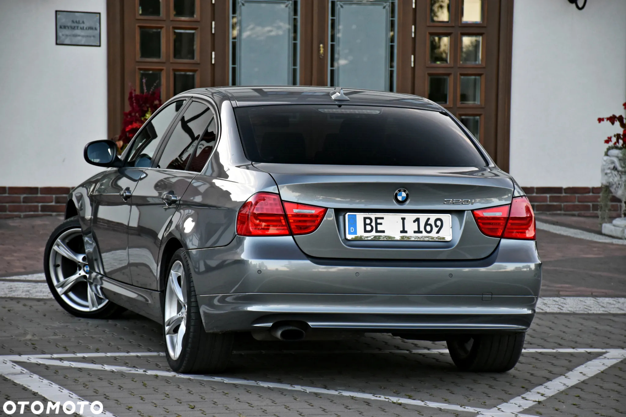 BMW Seria 3 320i - 13
