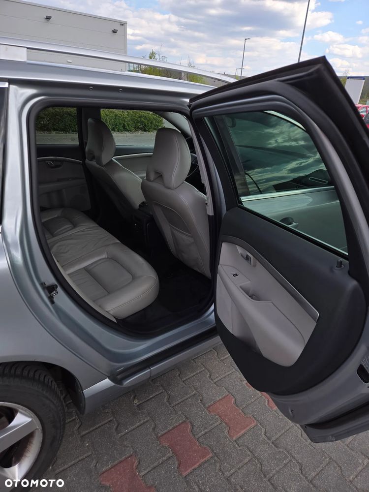 Volvo V70 2.0D Momentum - 16