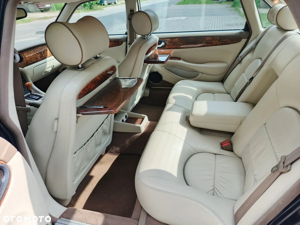 Jaguar XJ 4.0 Executive - 24