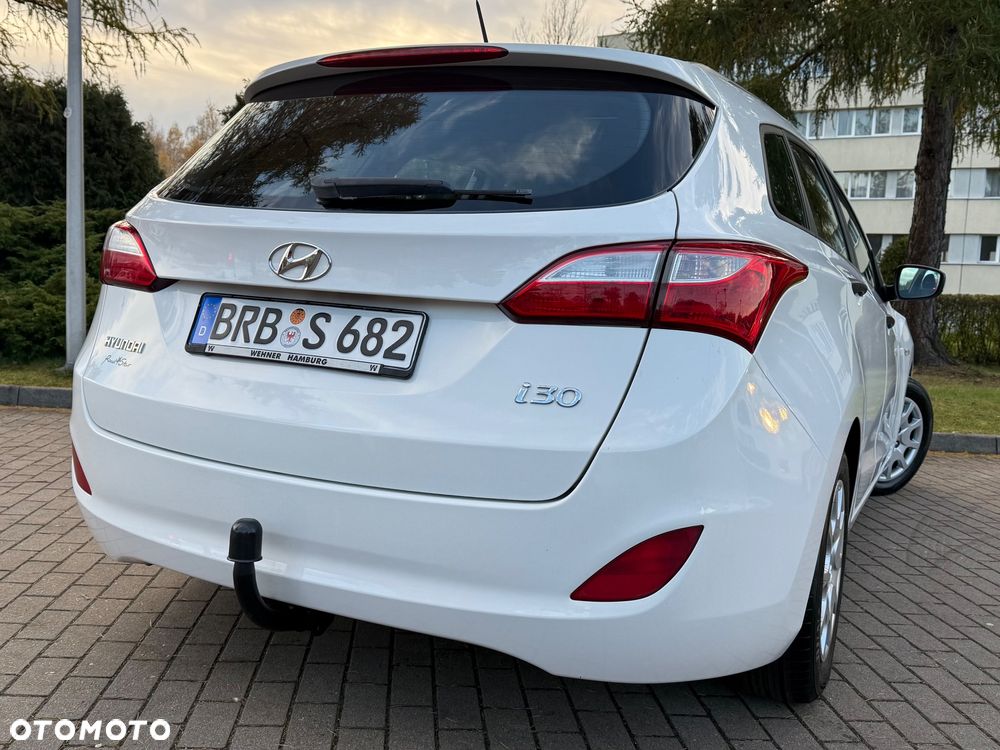 Hyundai i30 Fifa World Cup Edition - 22