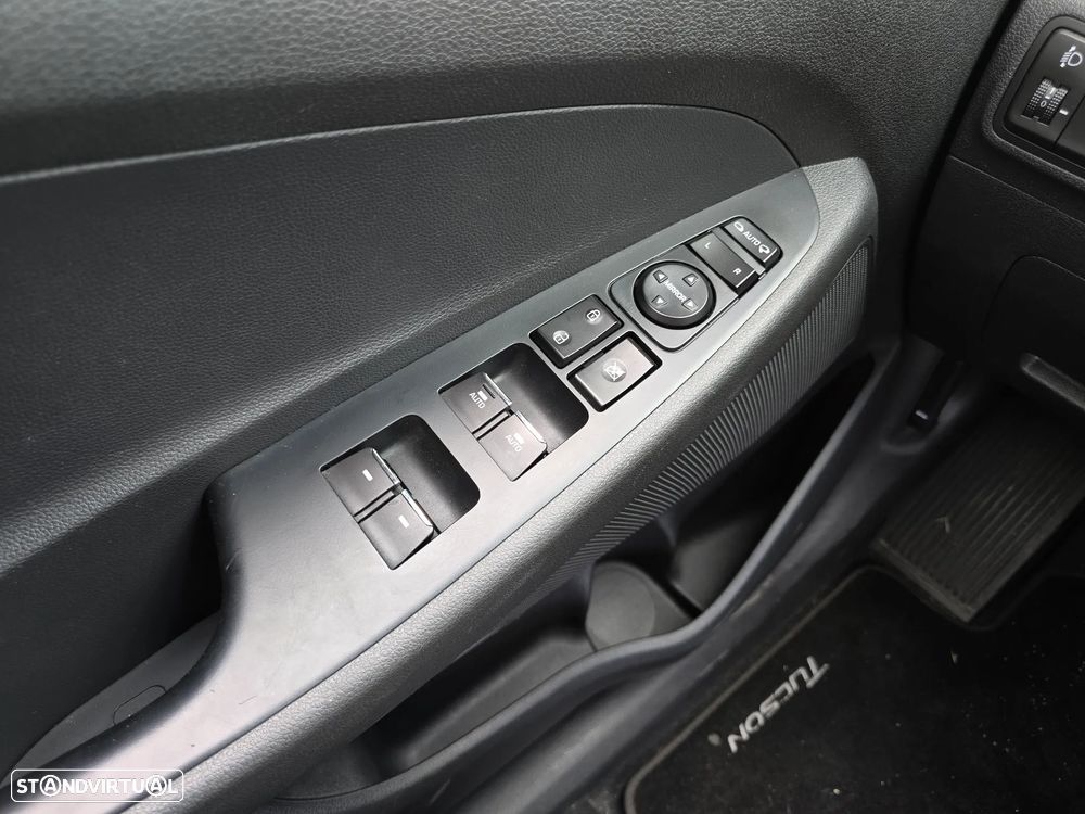 Hyundai Tucson 1.6 CRDi Premium+Pack Pele - 27
