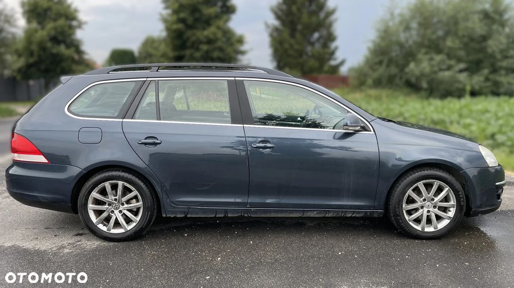 Volkswagen Golf 1.9 TDI DPF Comfortline - 4