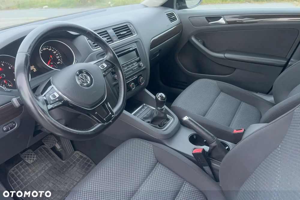 Volkswagen Jetta 1.4 TSI BMT Comfortline - 15