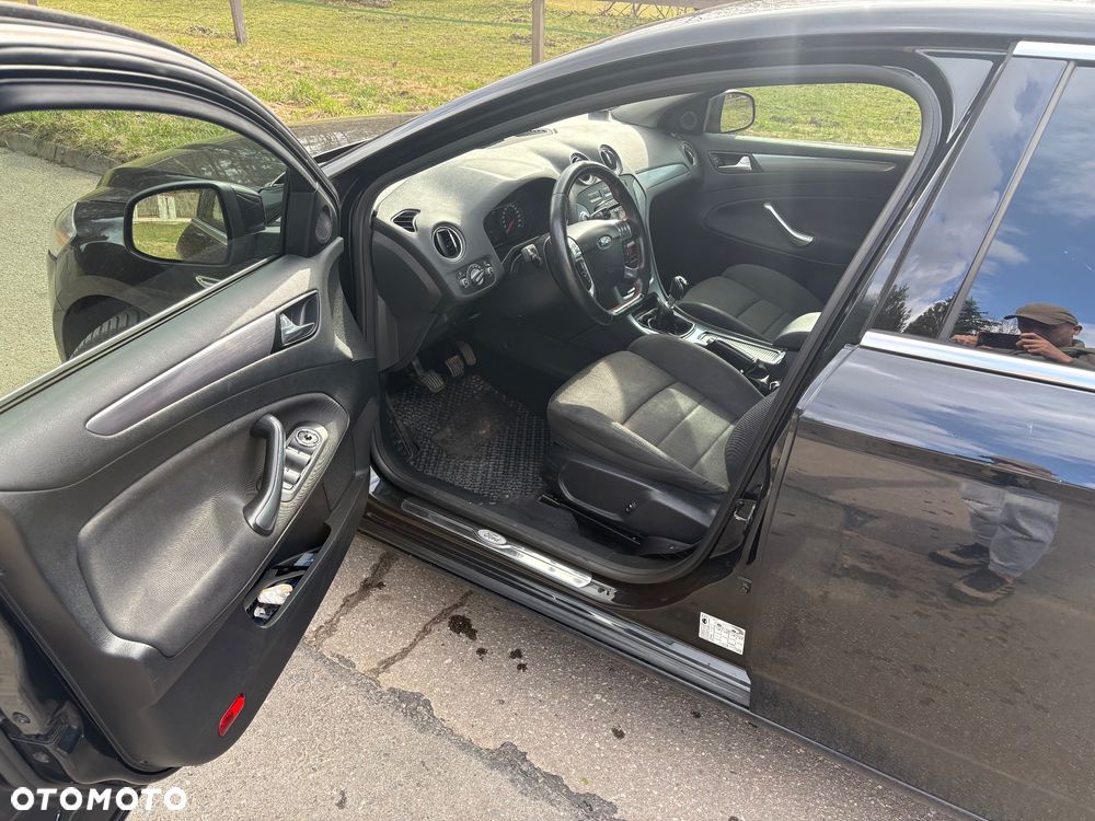 Ford Mondeo 1.6 T Titanium - 10