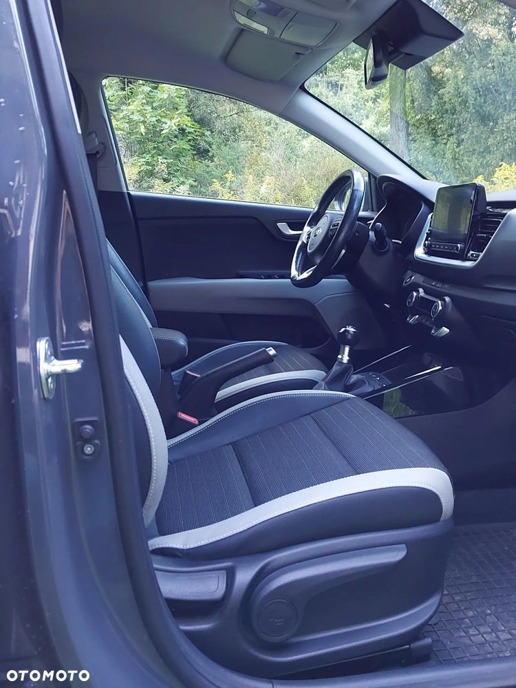 Kia Stonic - 11