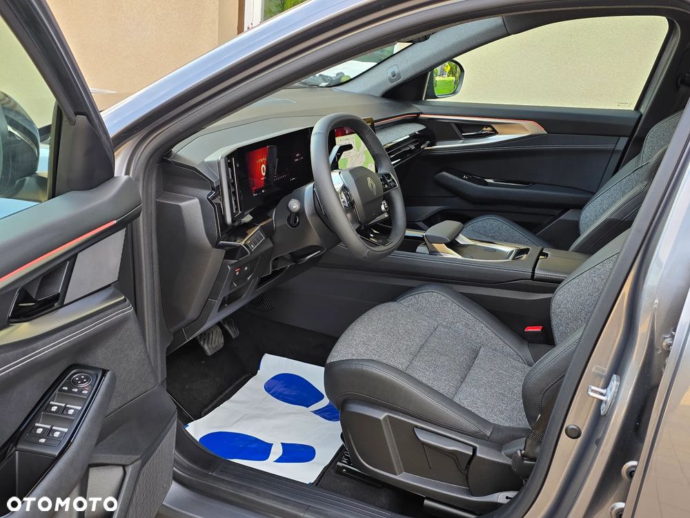 Renault Austral 1.3 TCe mHEV Techno - 21
