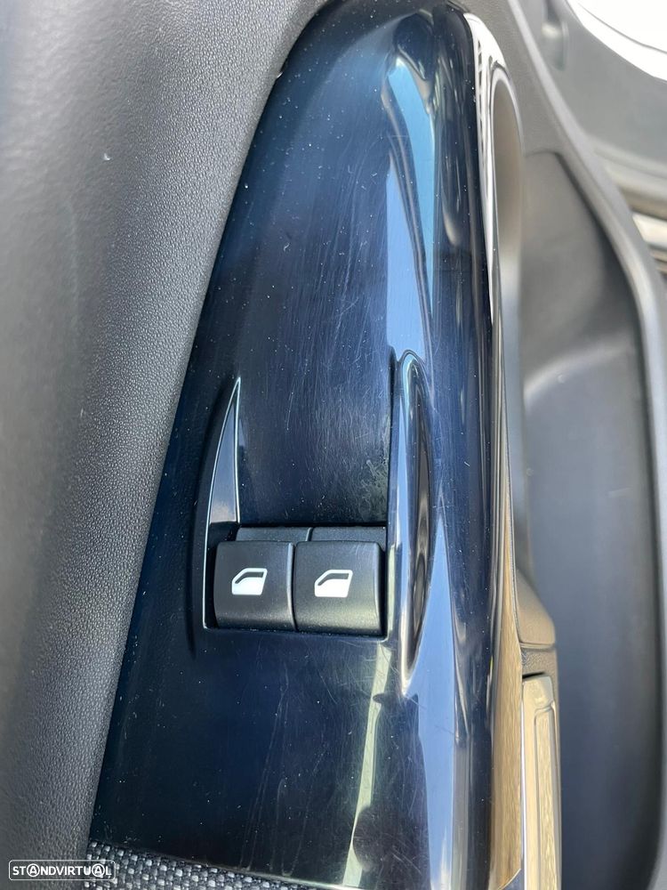 Citroën C4 Cactus BlueHDi 100 Stop&Start Shine Edition - 14