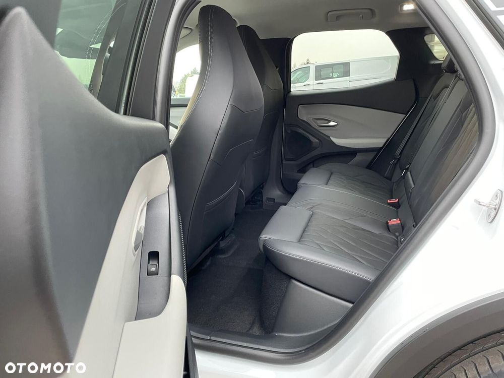 Ford Explorer - 17