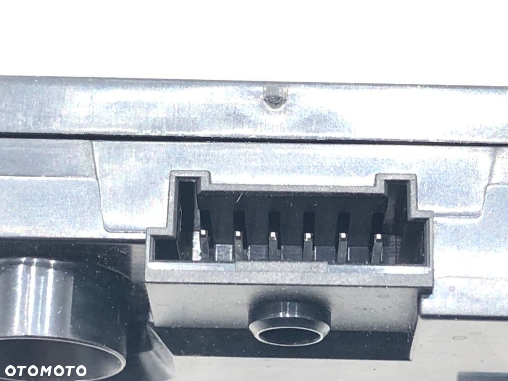 REGULATOR PRĘDKOŚCI NAWIEWU  AUDI A8 D5 (4N2, 4N8) 2017 - 2022 60 TFSI Mild Hybrid quattro 338 kW - 4